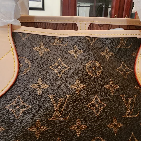 Brown Monogram Canvas NEVERFULL MM TOTE - Picture 4 of 16